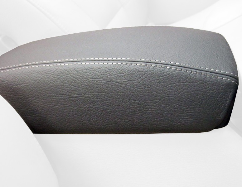 1997-00 Volvo V70 armrest cover