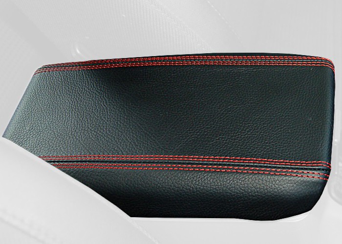 2003-08 Subaru Forester armrest cover